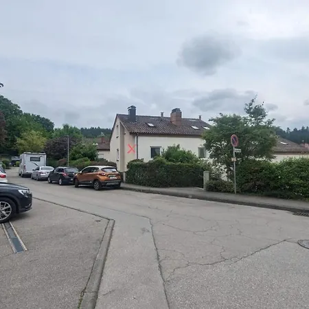 Reiheneckhaus Mit Garten Und Terasse Tettnang Exterior photo